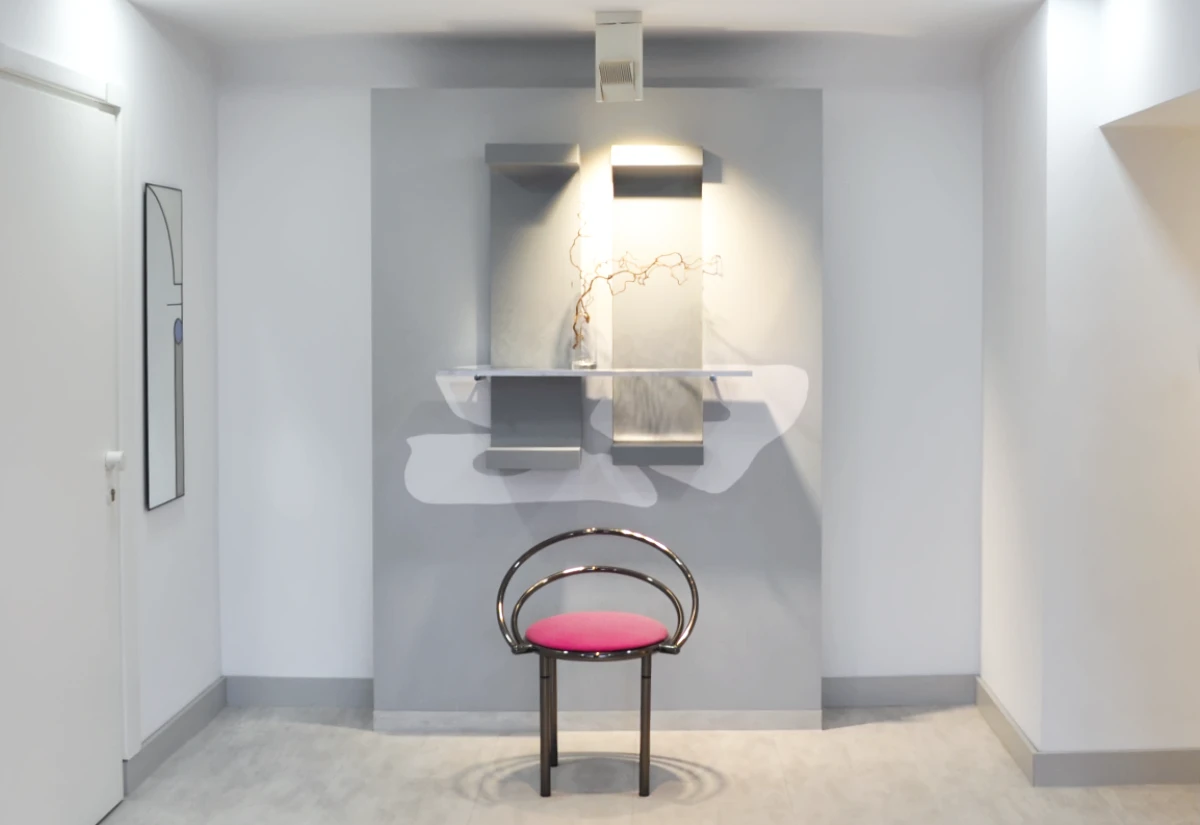 Schauräume für moderne und klassische Stuckleisten und Stuckelemente in der Stuckwerkstatt TopStuck in Linz.